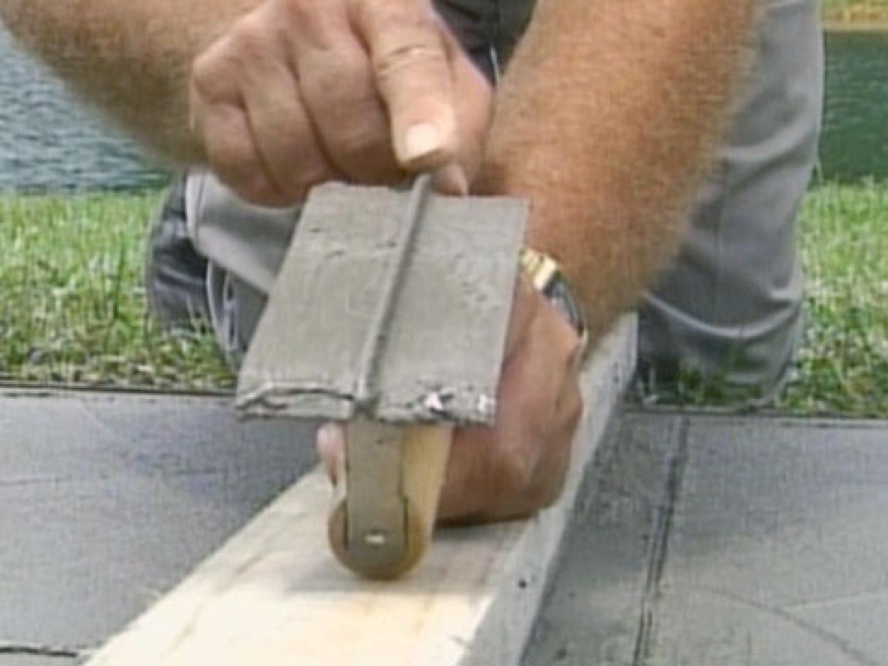 How to Pour a Concrete Walkway | how-tos | DIY