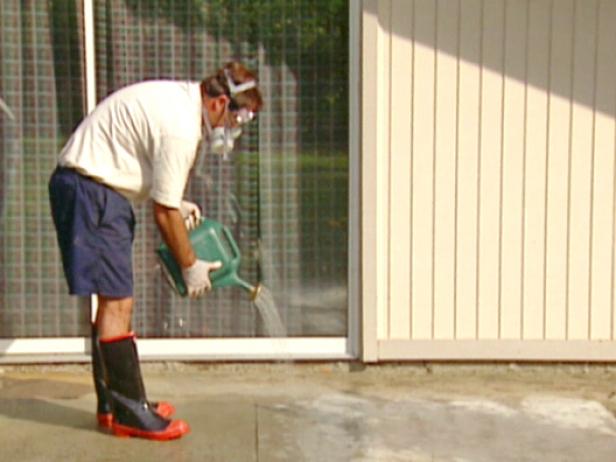wet concrete and sprinkle cleaning acid solution wet concrete and sprinkle cleaning acid solution