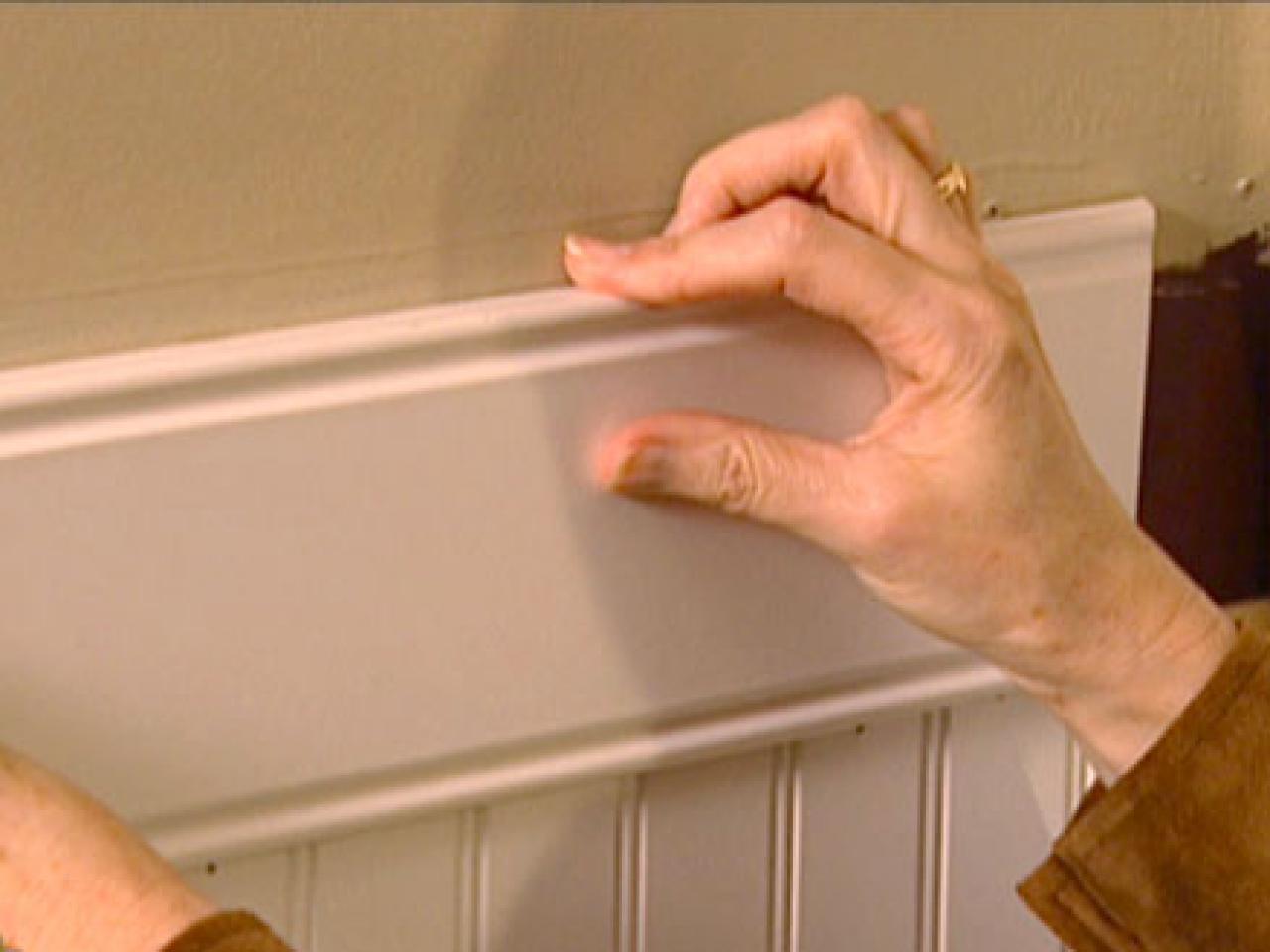 Wainscoting Installation howtos DIY