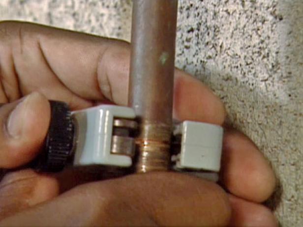 pipe cutter used to cut off corroded part of pipe pipe cutter used to cut off corroded part of pipe