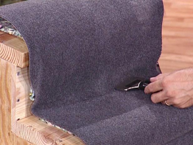wedge carpet into corner with stair tool wedge carpet into corner with stair tool