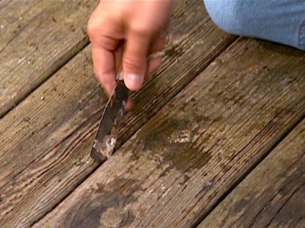 Cleaning Your Decks Crevices Cleaning Your Decks Crevices