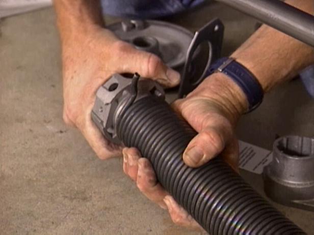 Attach the spring anchors to the springs (Image 1), then attach the spring locking cone.