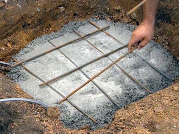 place rebars in criss cross pattern place rebars in criss cross pattern