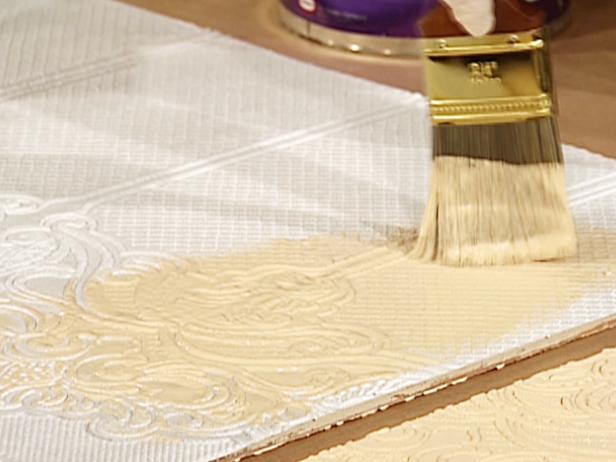 painting embossed wallpaper with glaze painting embossed wallpaper with glaze