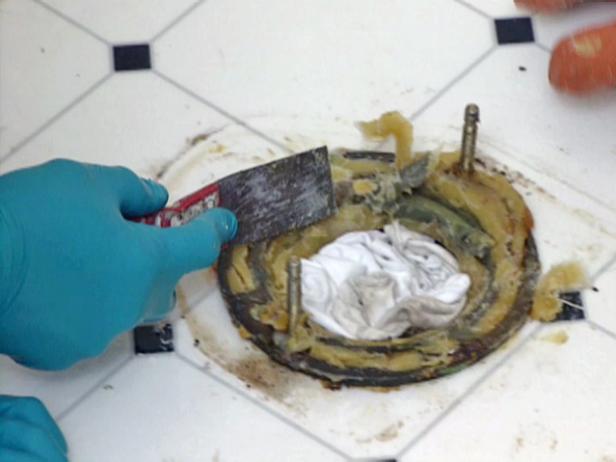 remove wax seal using putty knife remove wax seal using putty knife