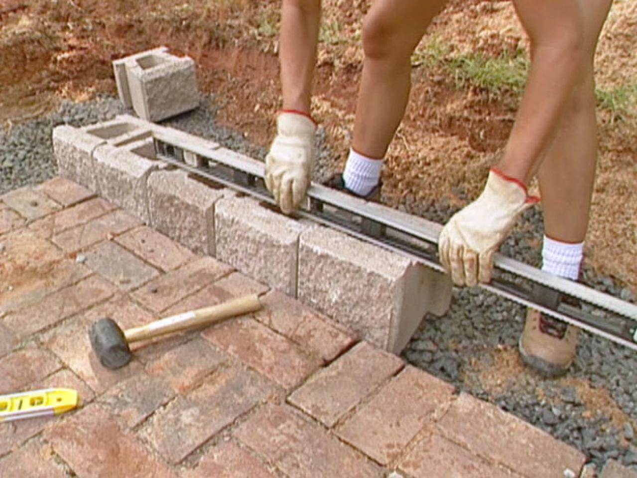 How To Build A Block Retaining Wall How tos DIY