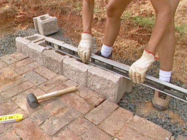 check level and alignment of all blocks check level and alignment of all blocks