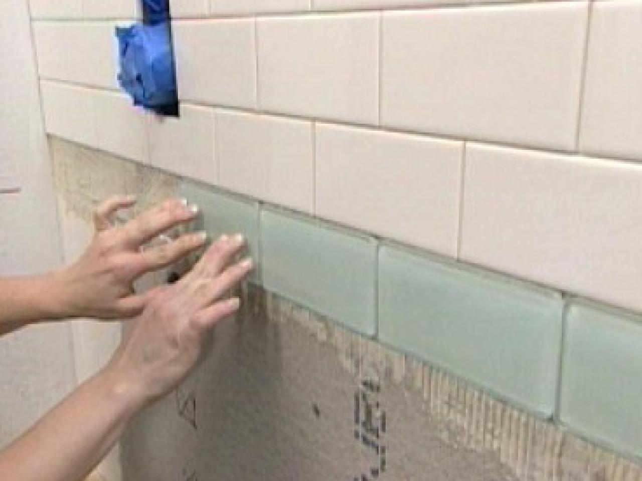 How To Tile Bathroom Walls And Shower Tub Area Tos Diy