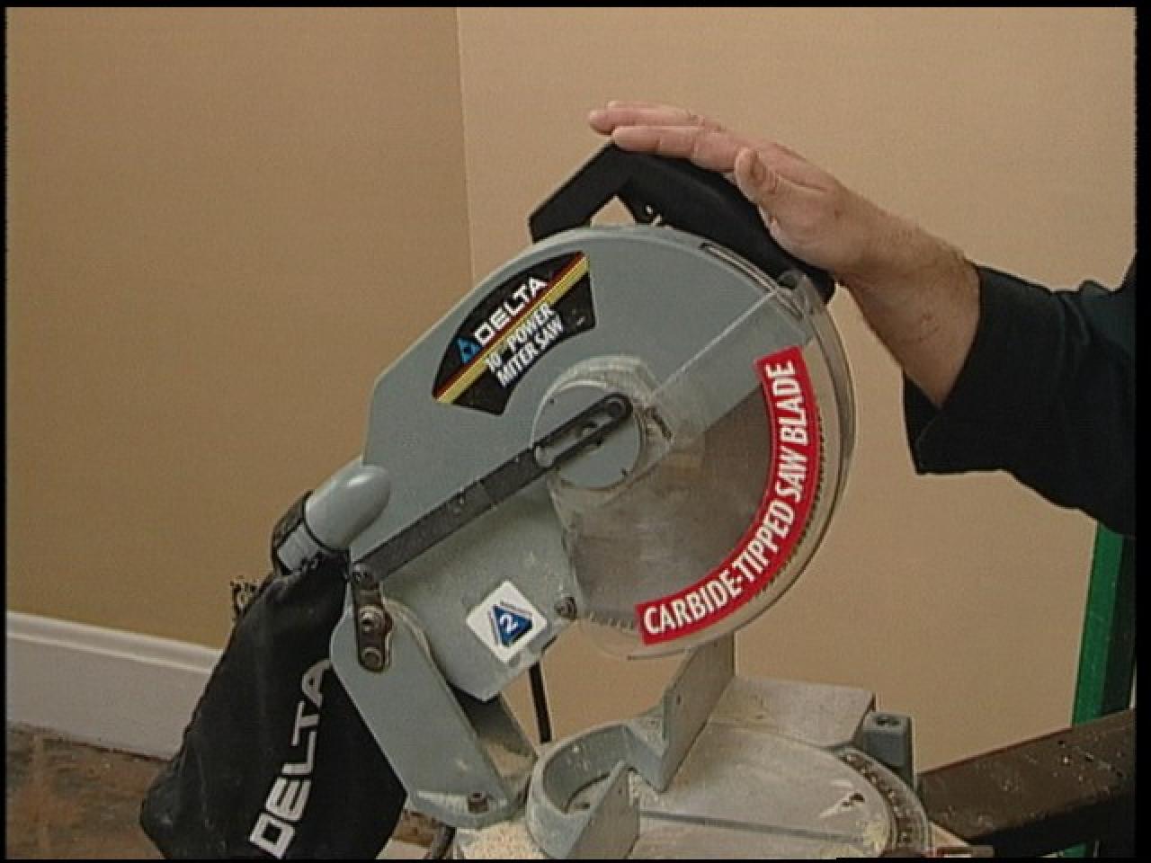 How To Install Crown Molding Tos Diy Dseq201 1fg Nailer07