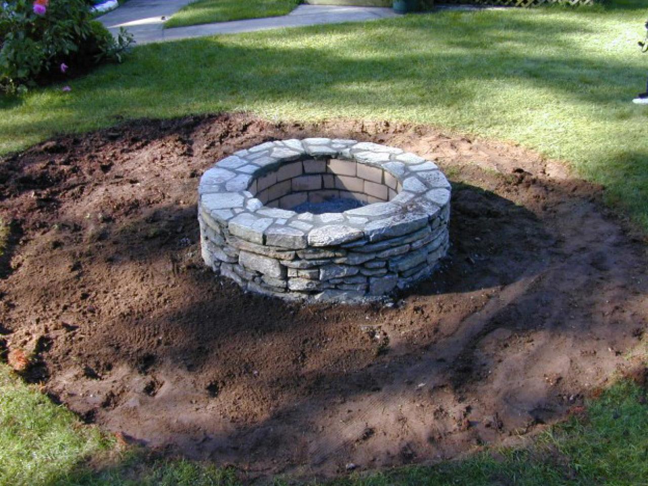 How to Set Capstones for a Fire Pit | how-tos | DIY