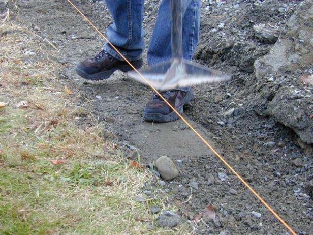 Hand Tamper Wall Footer