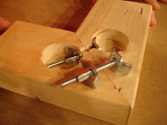 dog bone fastener used to connect corners dog bone fastener used to connect corners