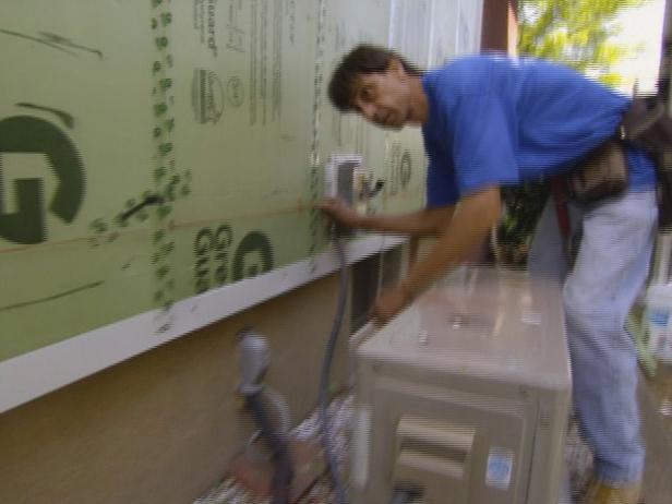 Getting started on installing vinyl sidding Getting started on installing vinyl sidding