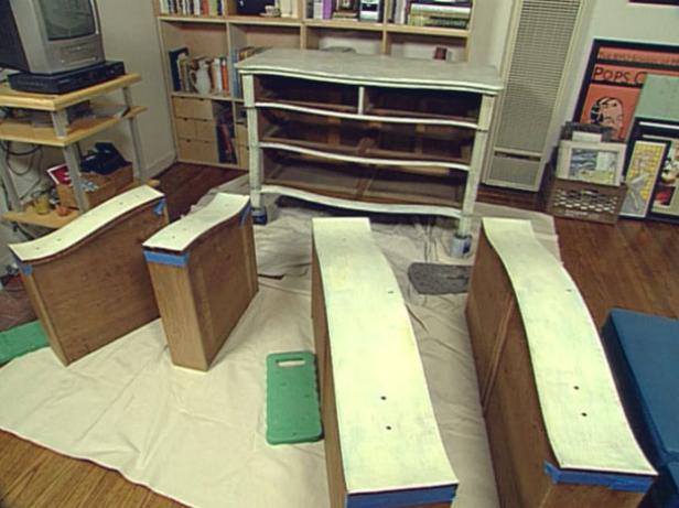 apply third coat of paint and glaze apply third coat of paint and glaze