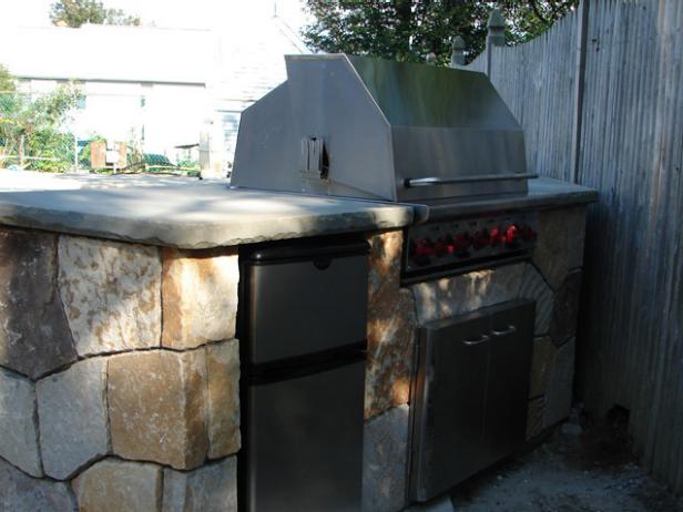 ready to grill with appliances in place ready to grill with appliances in place
