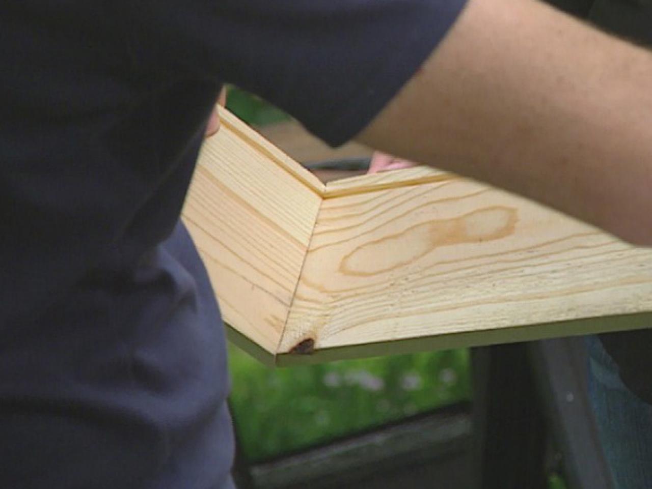 How to Build a FoldAway Changing Table howtos DIY