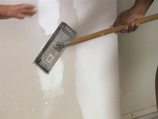 Step 7: Sand the Walls Step 7: Sand the Walls