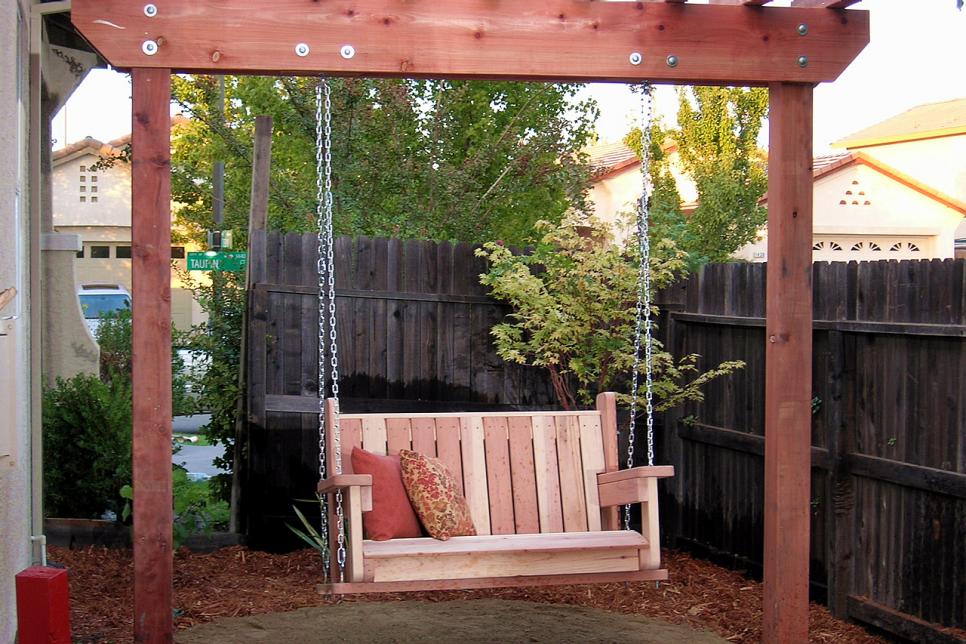 Pergolas and Other Outdoor Structures | DIY