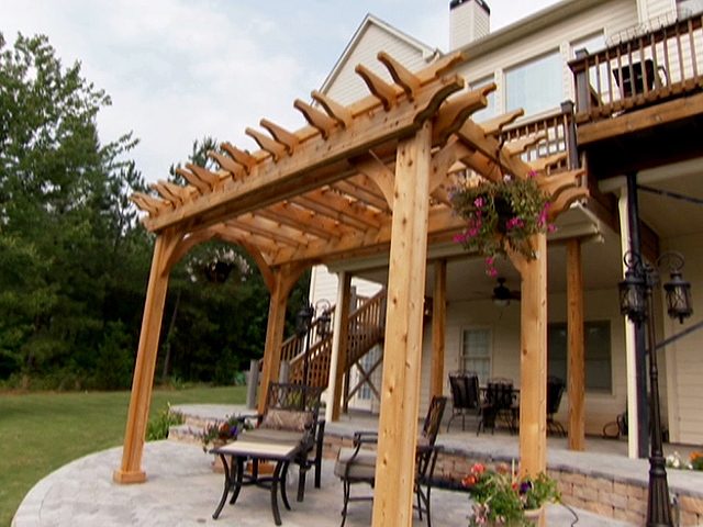 This DIY Backyard Pergola Is the Ultimate Summer Hangout Spot images This DIY Backyard Pergola Is the Ultimate Summer Hangout Spot pics