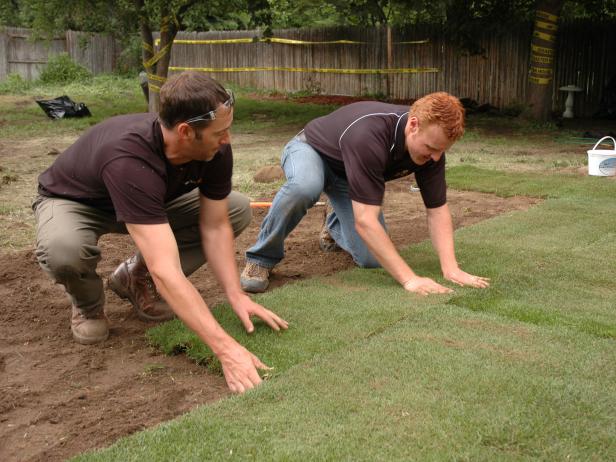 DDHS104_Laying-Sod_s4x3 DDHS104_Laying-Sod_s4x3