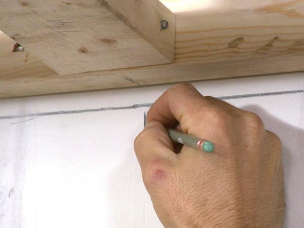 dkim103_soffit-mark-studs_s4x3 dkim103_soffit-mark-studs_s4x3