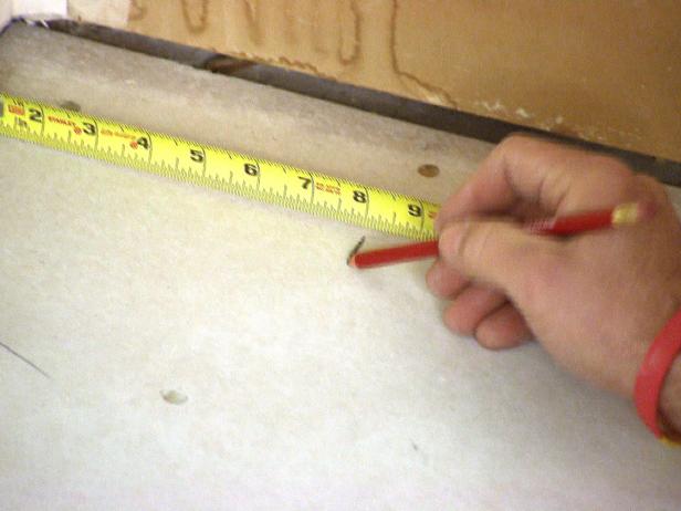 dkim109_plank-tile-floor-measure_s4x3 dkim109_plank-tile-floor-measure_s4x3