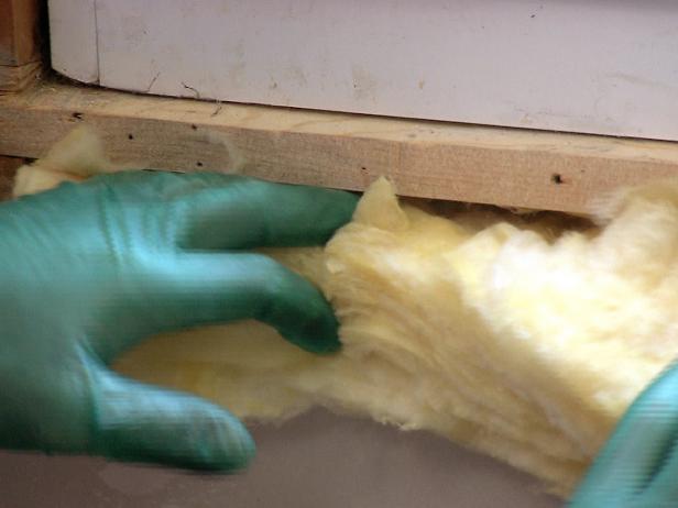 dkim113_window-insulation_s4x3 dkim113_window-insulation_s4x3