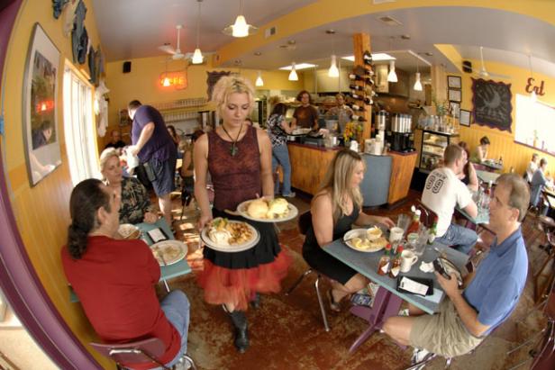 Sunny Point Cafe Diners at Sunny Point Cafe