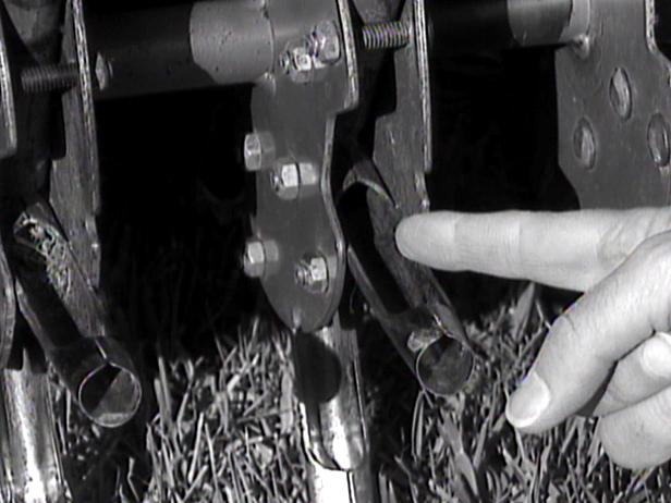 0020513D2_4808_aerating-tines_cw430_s4x3 0020513D2_4808_aerating-tines_cw430_s4x3