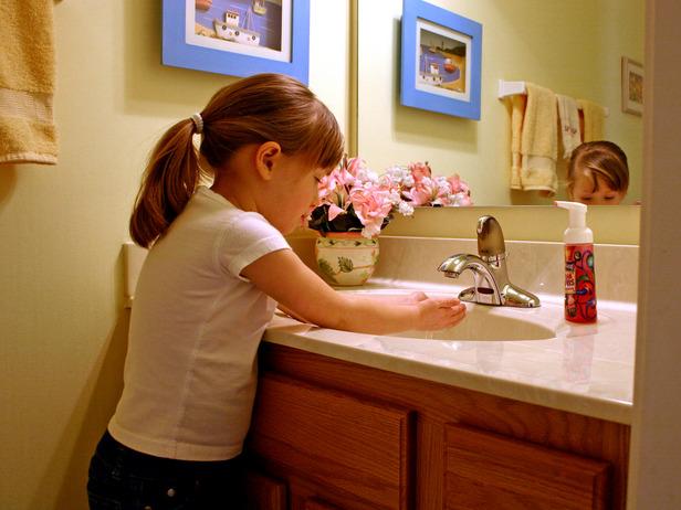 KB-2463272_kids_DIY_bathrk_1 KB-2463272_kids_DIY_bathrk_1