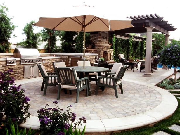 KB-2464440_selecting_outdoor_kitchenrk_2 KB-2464440_selecting_outdoor_kitchenrk_2