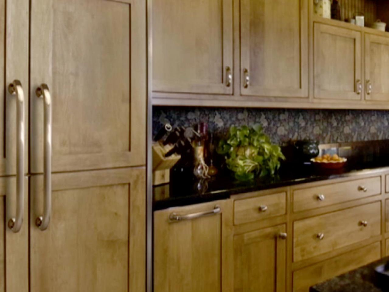 Choosing Kitchen Cabinet Knobs, Pulls and Handles  DIY 