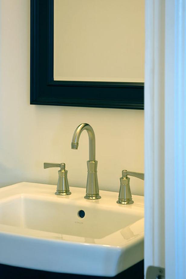 KB-2452875_GH08-powder-room1 KB-2452875_GH08-powder-room1