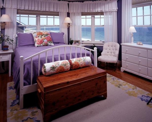 hgPG-2392881-susan-symonds-purple-bedroo hgPG-2392881-susan-symonds-purple-bedroo