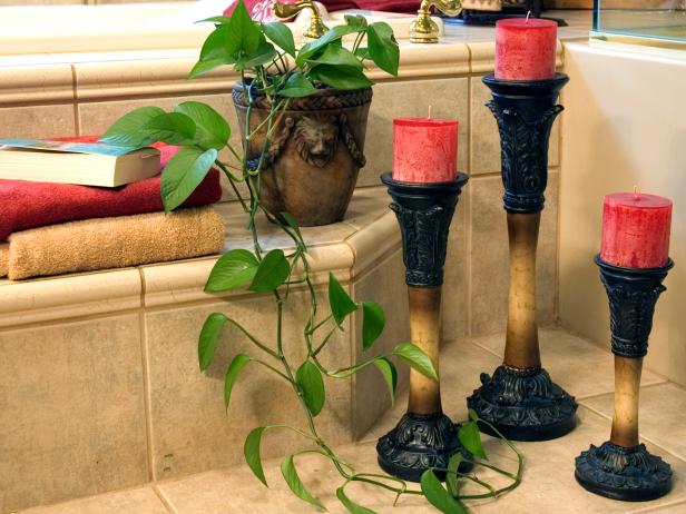 hgPG-2459795-oneil-red-tuscan-bathroom hgPG-2459795-oneil-red-tuscan-bathroom