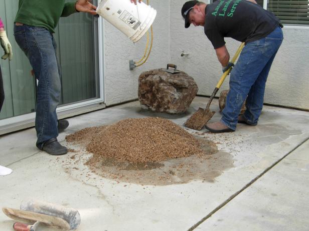 Mix Pebble With Epoxy Mix Pebble With Epoxy