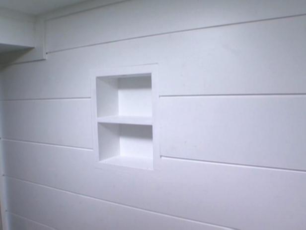 DBTH301_Paint-Planks_s4x3 DBTH301_Paint-Planks_s4x3