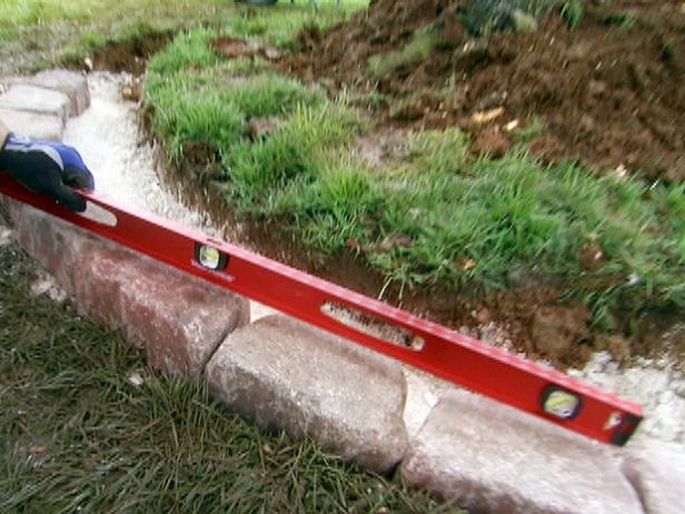 0145017_leveling-stone-wall_s4x3 0145017_leveling-stone-wall_s4x3