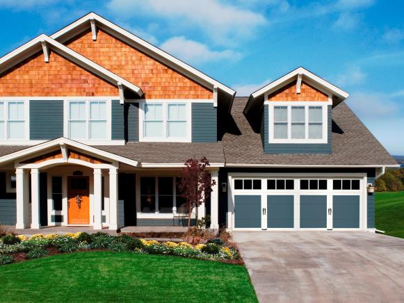 CI-Clopay_Composite-Wood-Gray-Garage-Door_s4x3 CI-Clopay_Composite-Wood-Gray-Garage-Door_s4x3