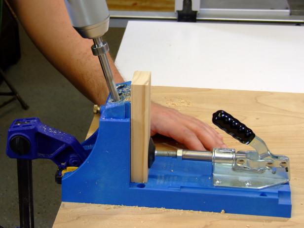Drill pocket holes in the short points, long rails and center points with a drill jig.