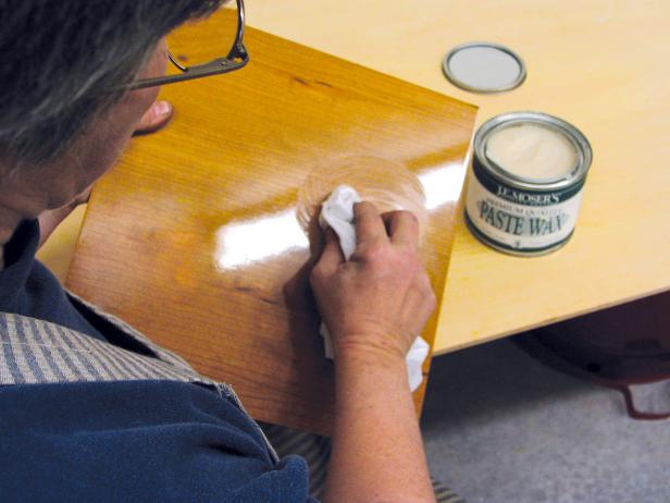 CI-Fox-Chapel-Publishing_rub-wax-on-wood_s4x3 CI-Fox-Chapel-Publishing_rub-wax-on-wood_s4x3