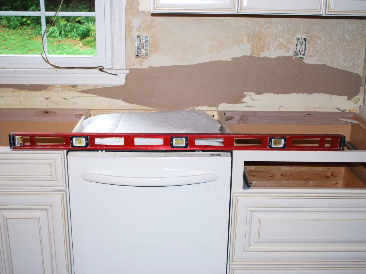 How To Install A Granite Kitchen Countertop How Tos DIY