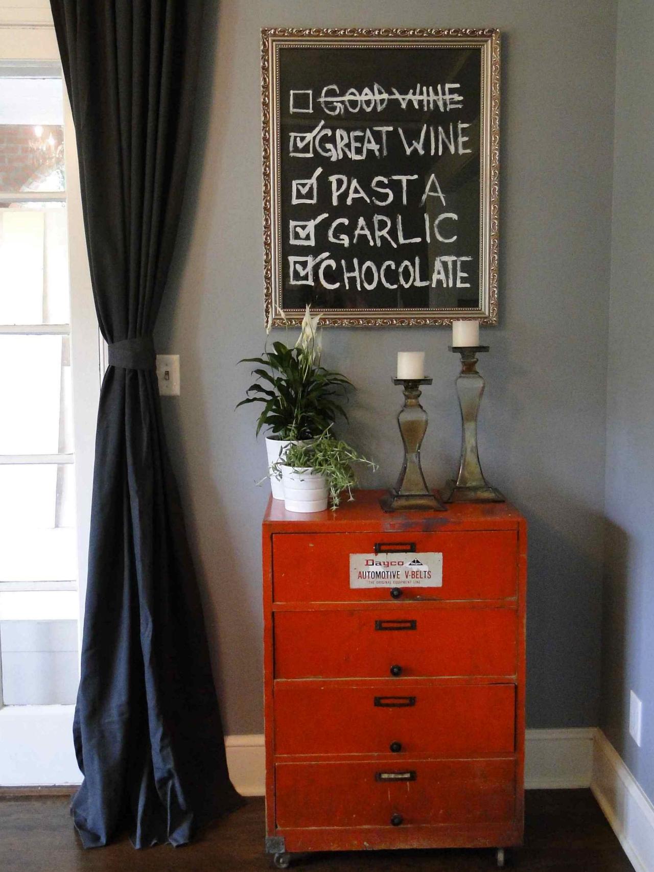 How to Make a Framed Chalkboard howtos DIY