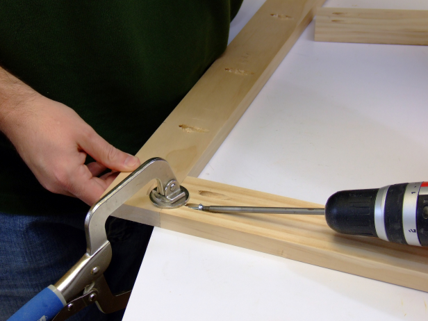 Attach Side Rails Position the stiles for the side rails.