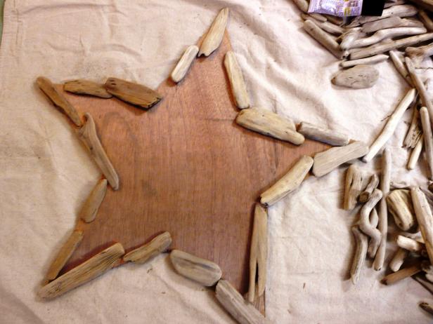 Creating an outline of the driftwood star Creating an outline of the driftwood star