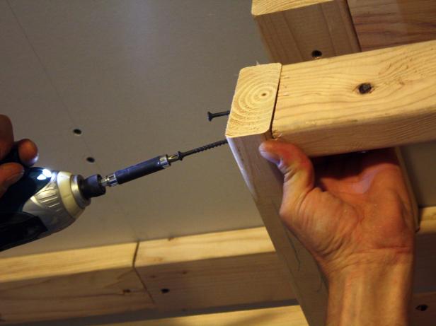 DKIM406_kitchen-soffit-step-6_s4x3 DKIM406_kitchen-soffit-step-6_s4x3