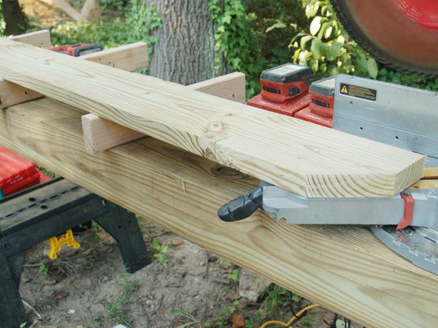 Cut Decorative Ends on Beams Cut Decorative Ends on Beams