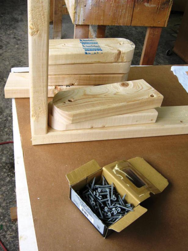 Original_Corn-Hole-Game-legs-and-screws_s3x4 Original_Corn-Hole-Game-legs-and-screws_s3x4