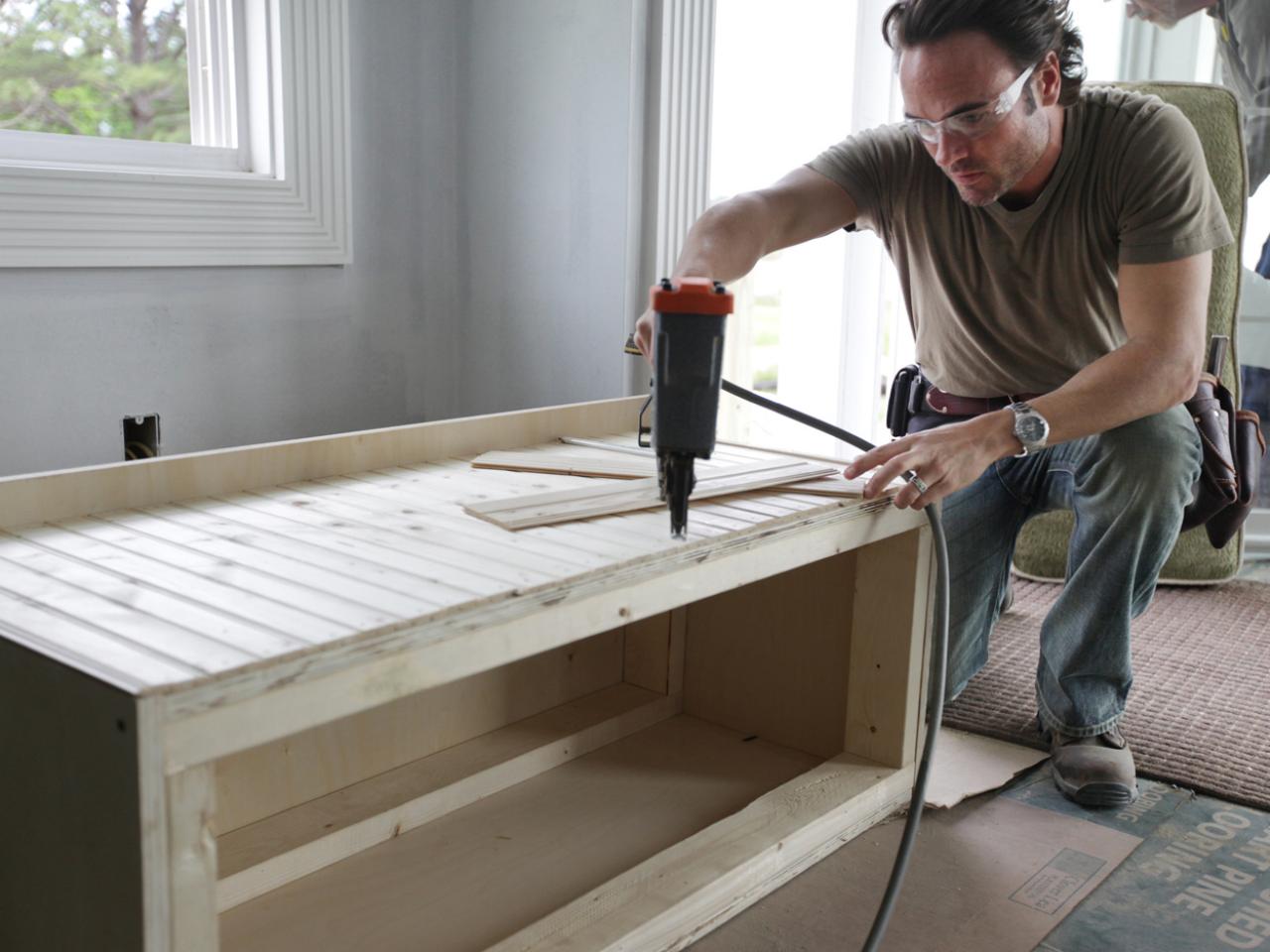 How to Build a Window Bench Seat | how-tos | DIY